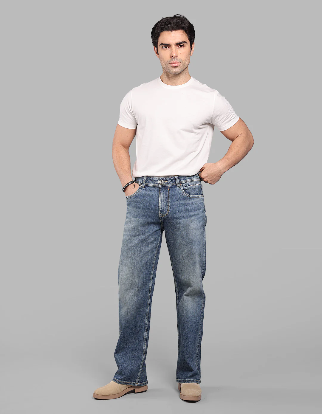 Med Blue Midrise Loose Fit Stretch Jeans - Image 2