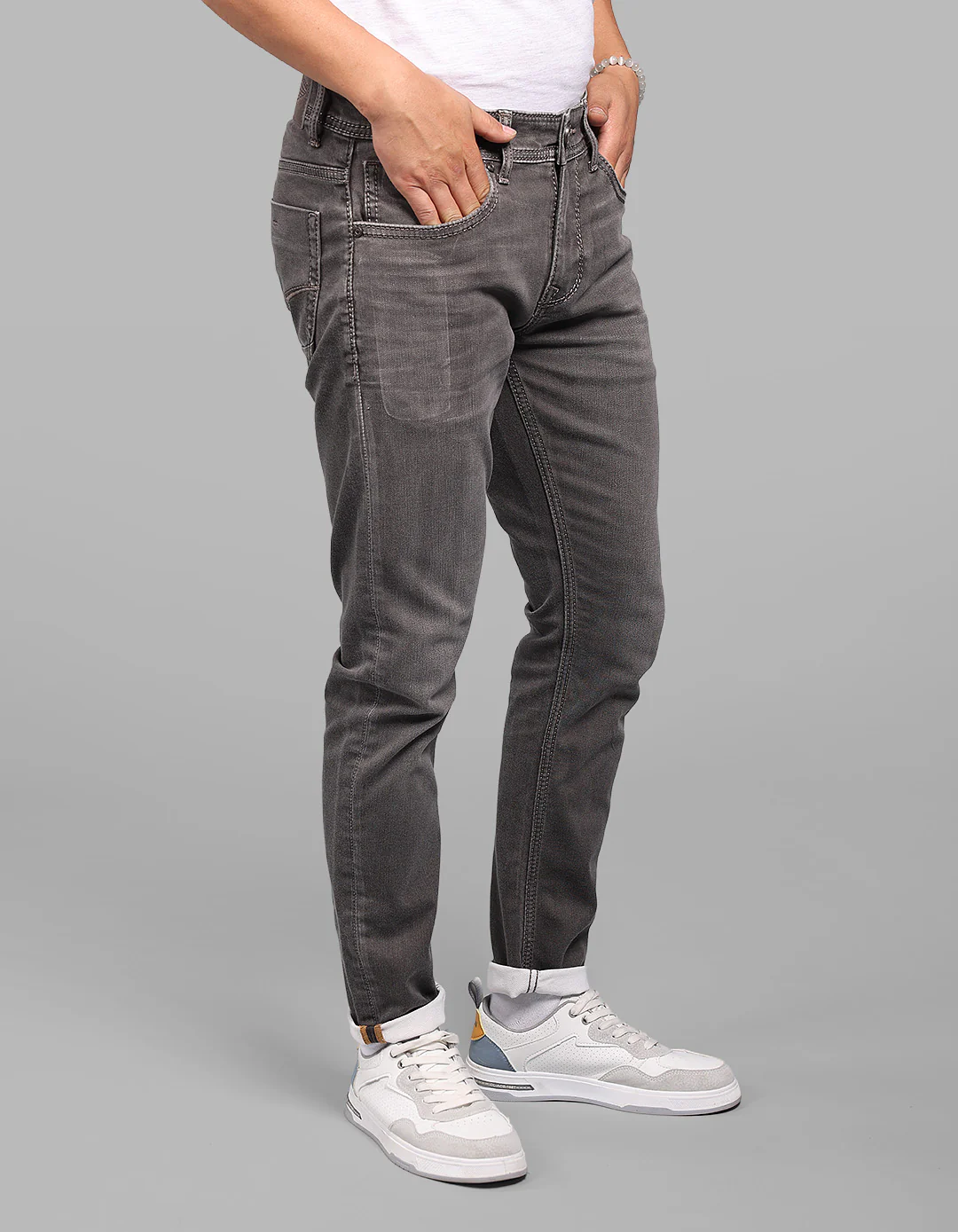 Med Brown Low-Rise Ankle Length Stretch Jeans - Image 4