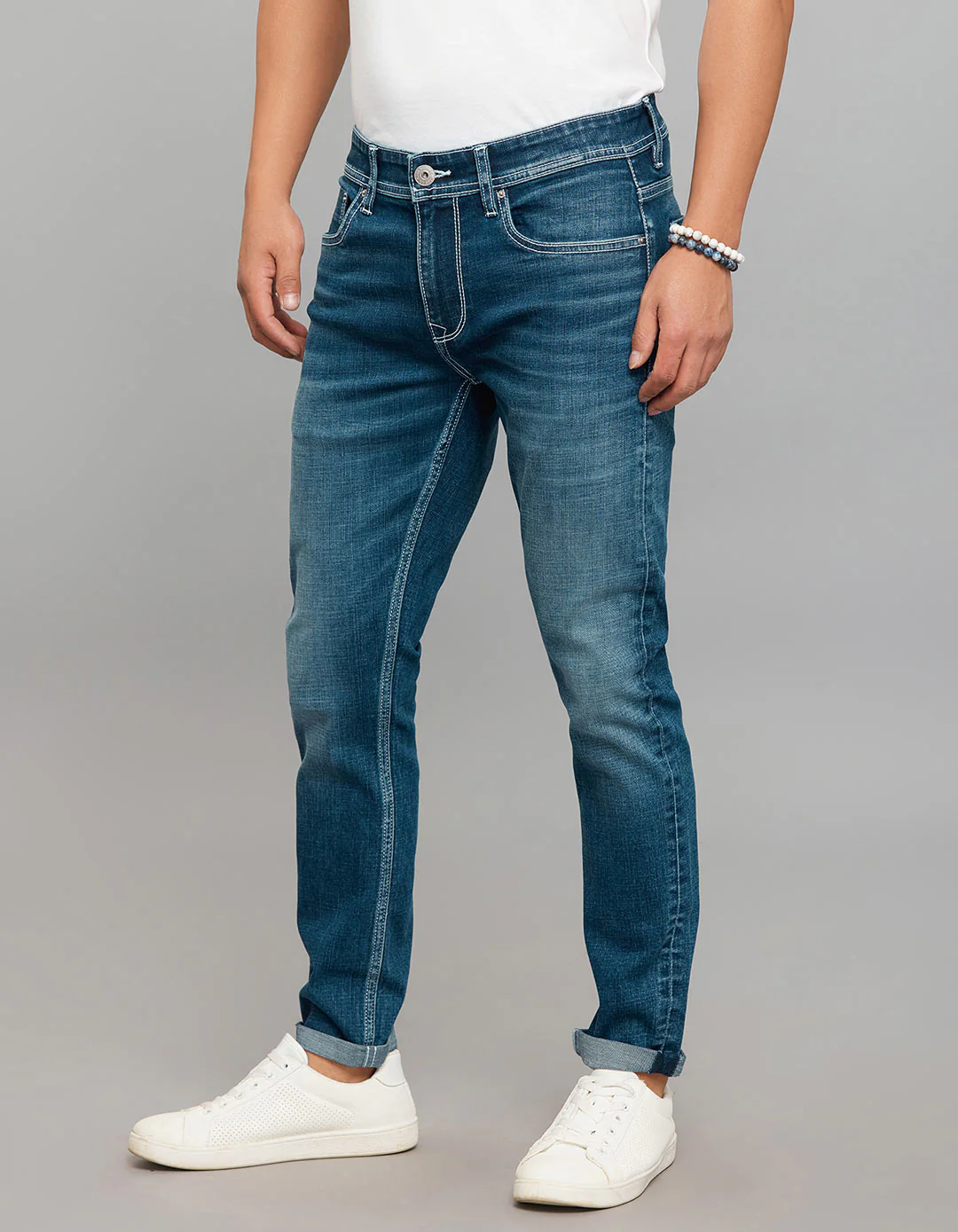 Medium Blue Low-Rise Ankle Length Classic Stretch Jeans - Image 3