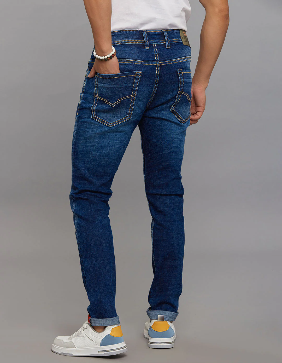 Medium Blue Low-Rise Tapered Ankle Length Stretch Jeans - Image 5