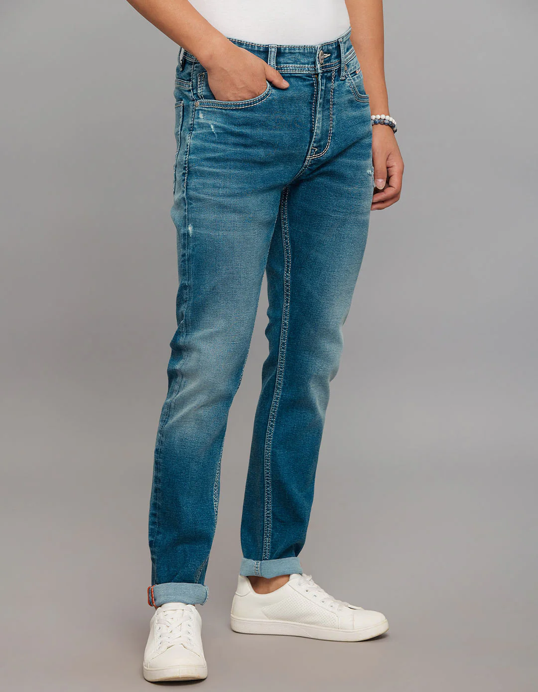Medium Blue Low-Rise Tapered Ankle Length Stretch Jeans - Image 4