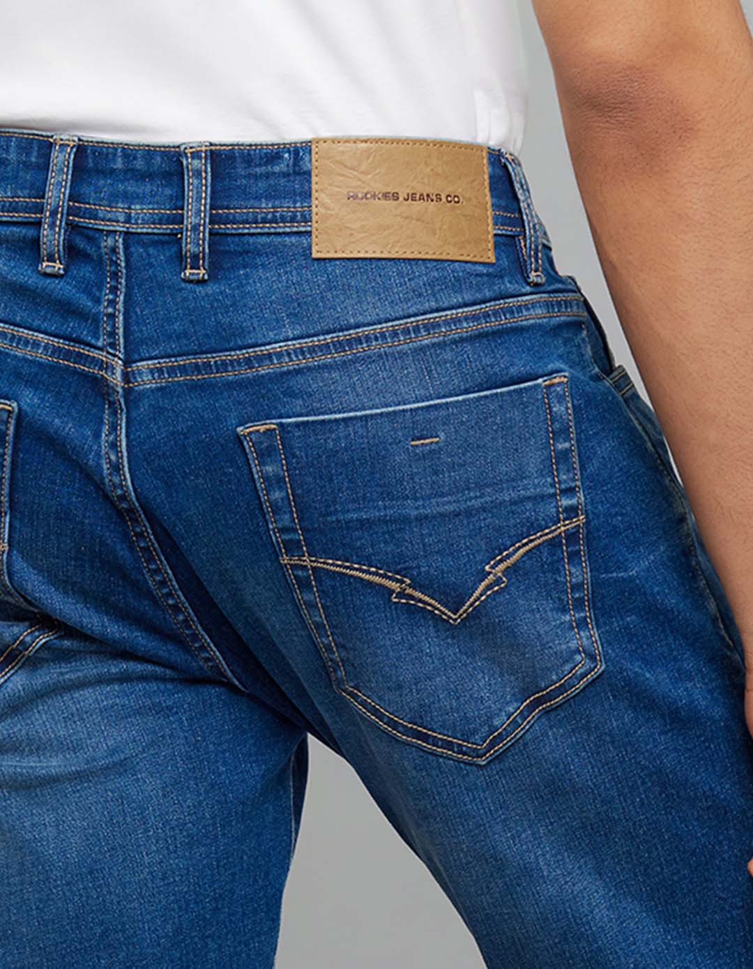Medium Blue Mid-Rise Slim Straight Fit Classic Stretch Jeans - Image 6