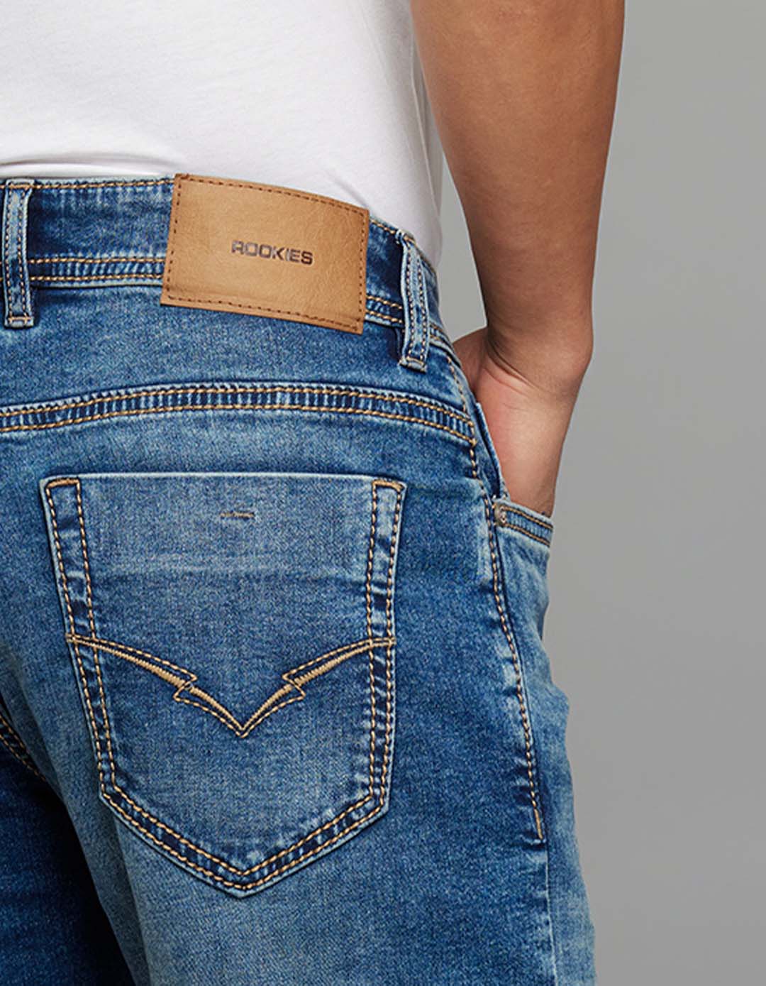 Medium Blue Midrise, Comfort And Straight Crop Length Stretch Jeans - Image 6