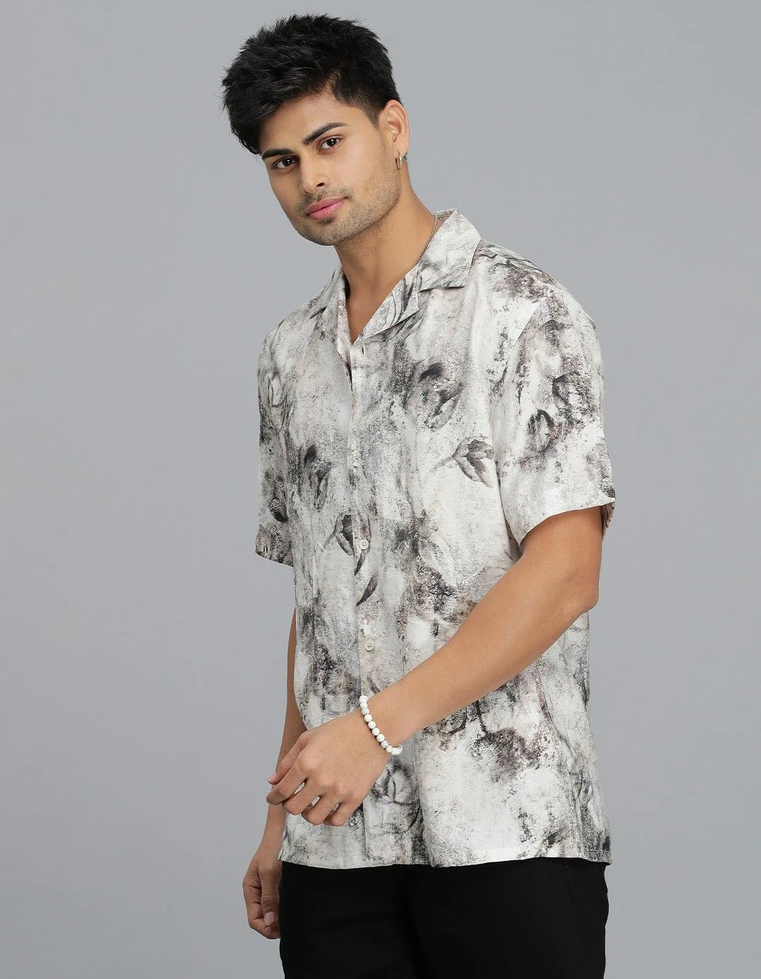 Multi Color Half Sleeves Printed Shirt - Image 3