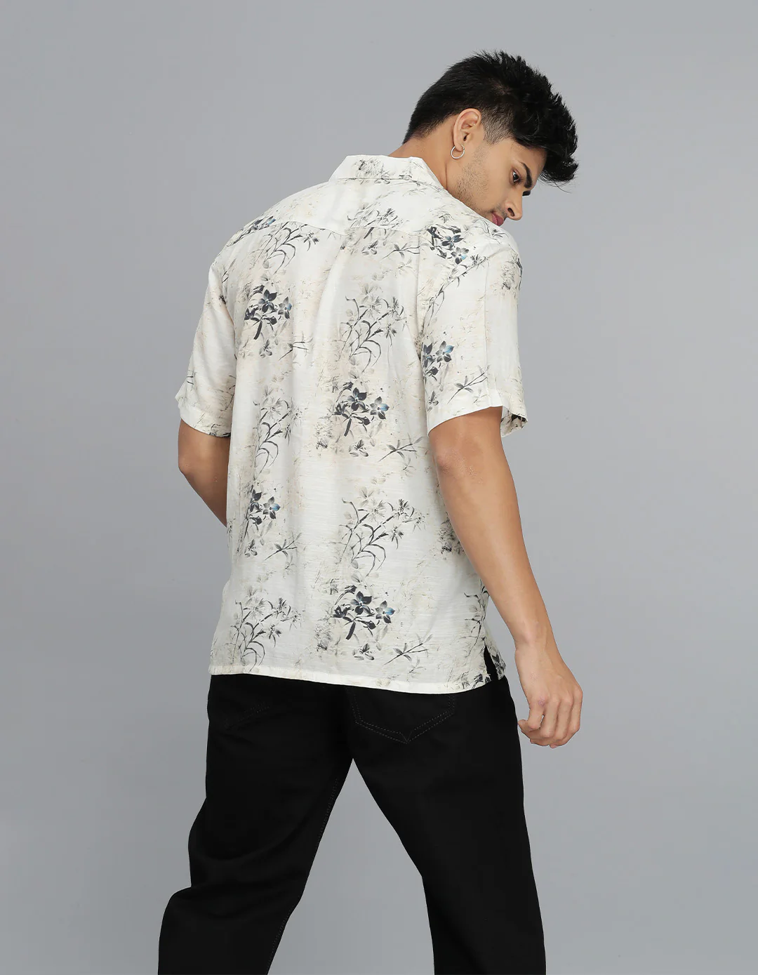 Multi Color Half Sleeves Printed Shirt - Image 4