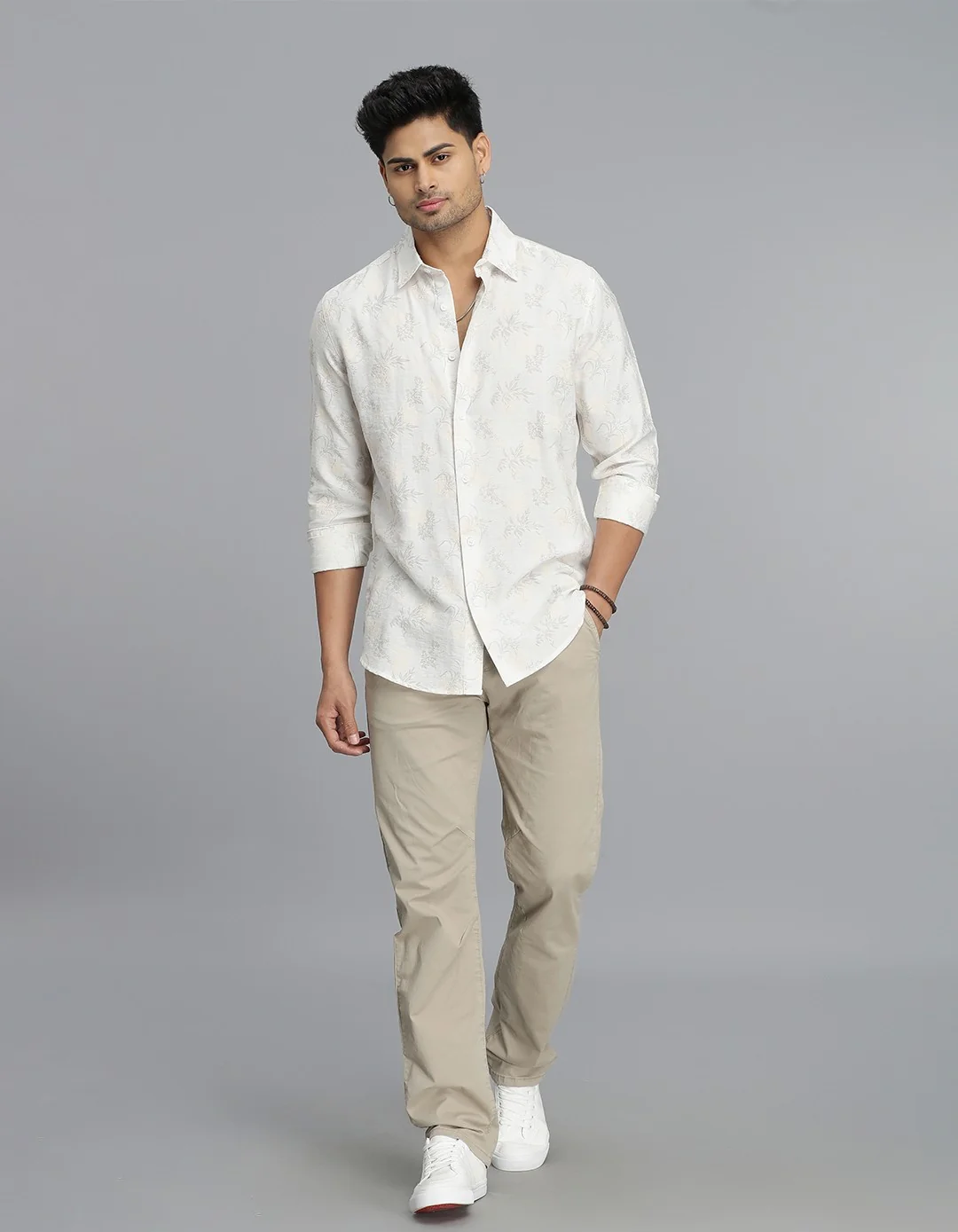 Off White Full Sleeves Printed Shirt - Image 2