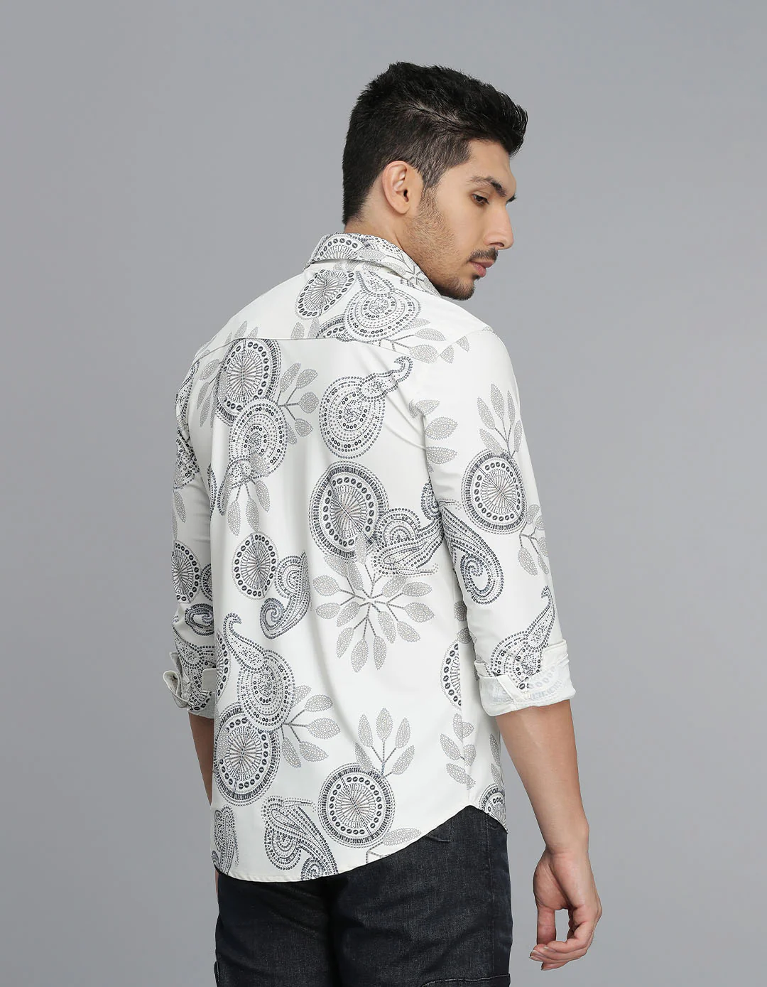 Off White Full Sleeves Printed Shirt - Image 5
