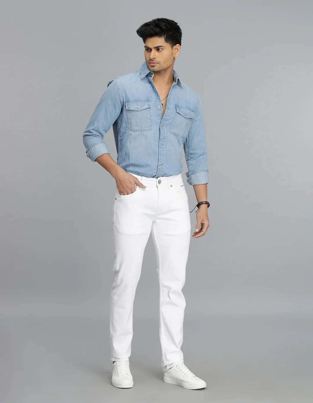 White Mid-Rise Slim Straight Fit jeans - Image 4