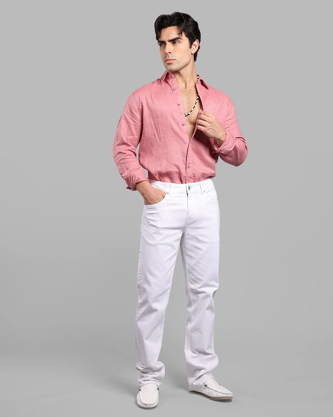 White Midrise, Comfort And Straight Crop Length Stretch Jeans - Image 2