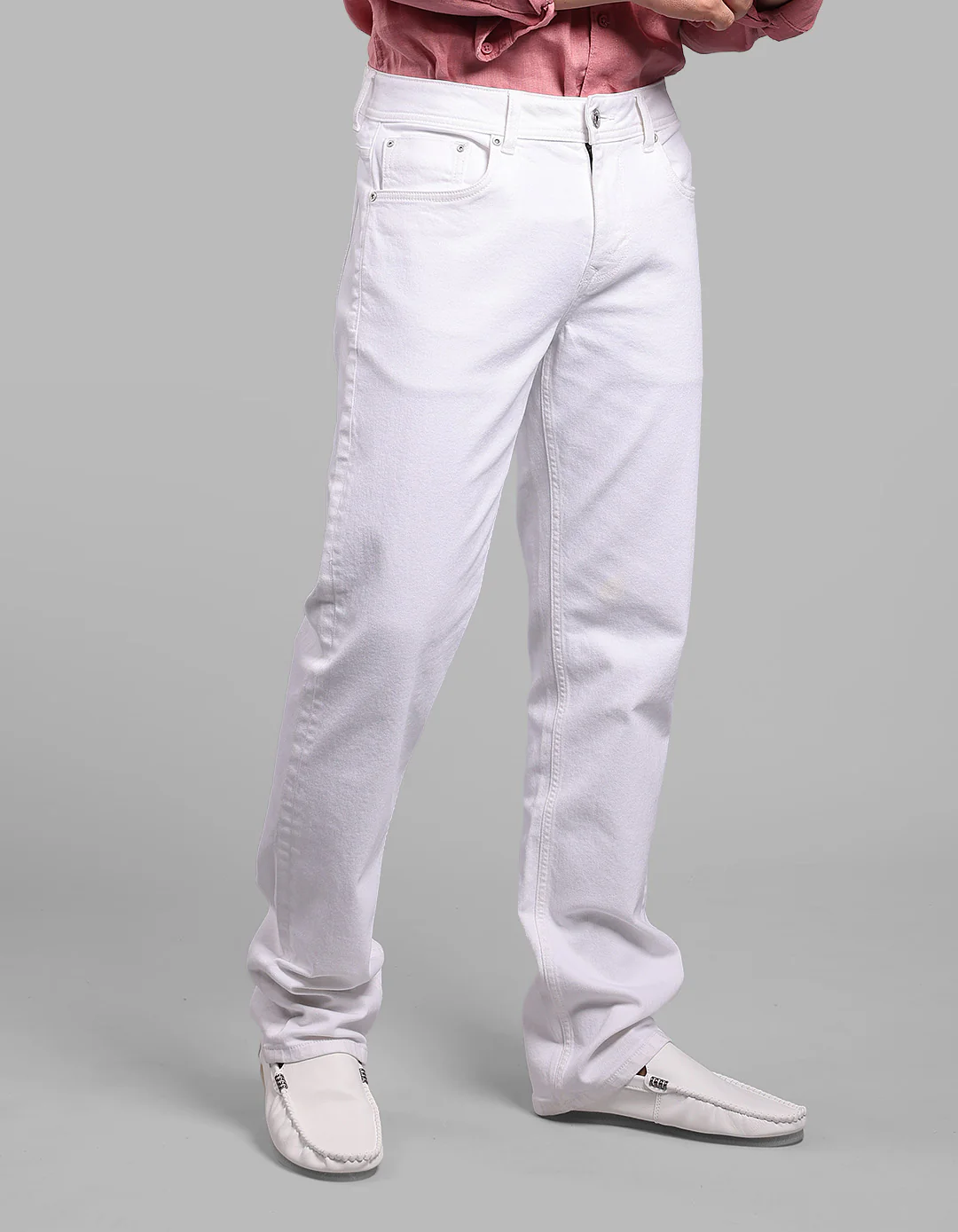 White Midrise, Comfort And Straight Crop Length Stretch Jeans - Image 5
