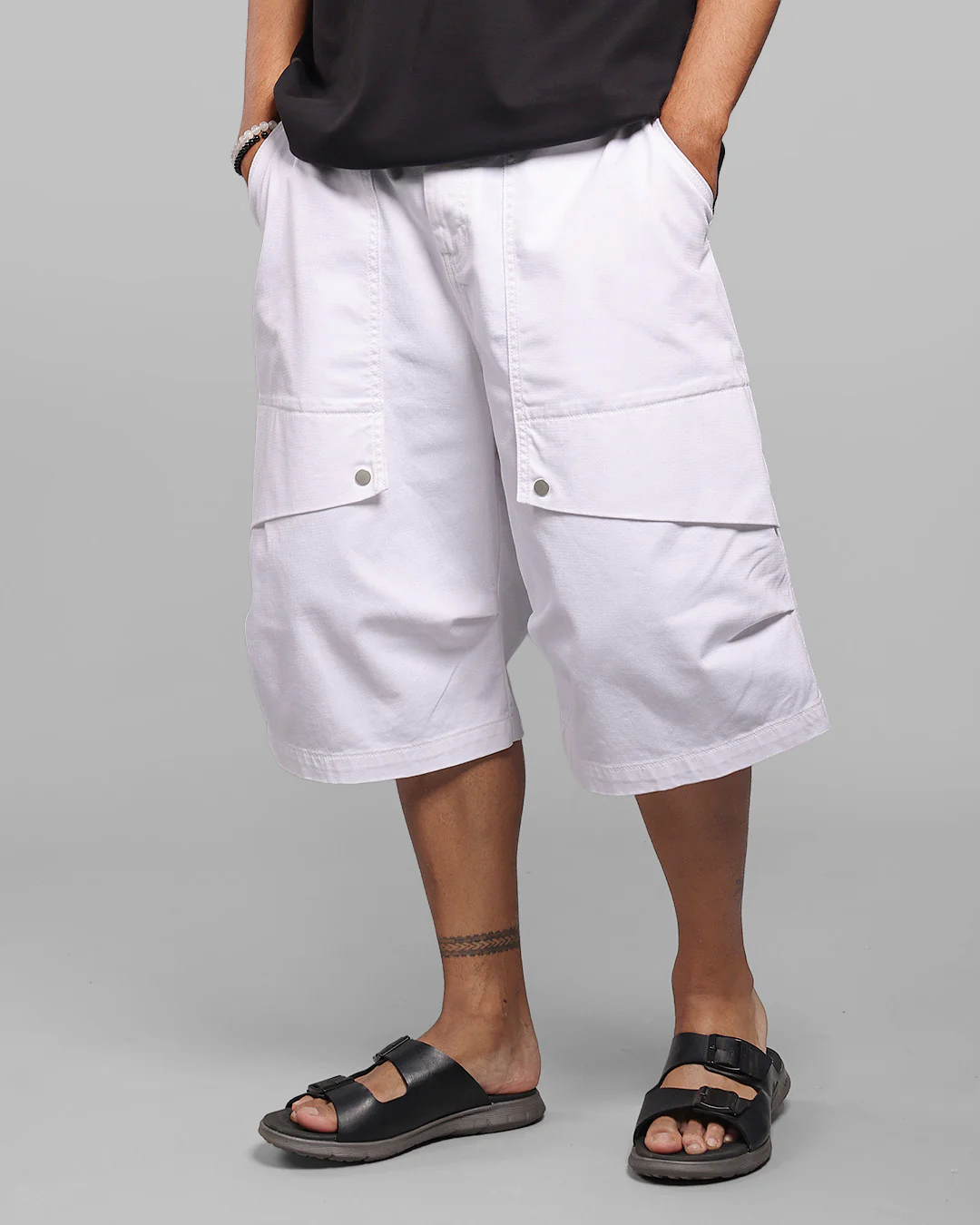 White 6 Pockets Stretch Loose Fit Jorts