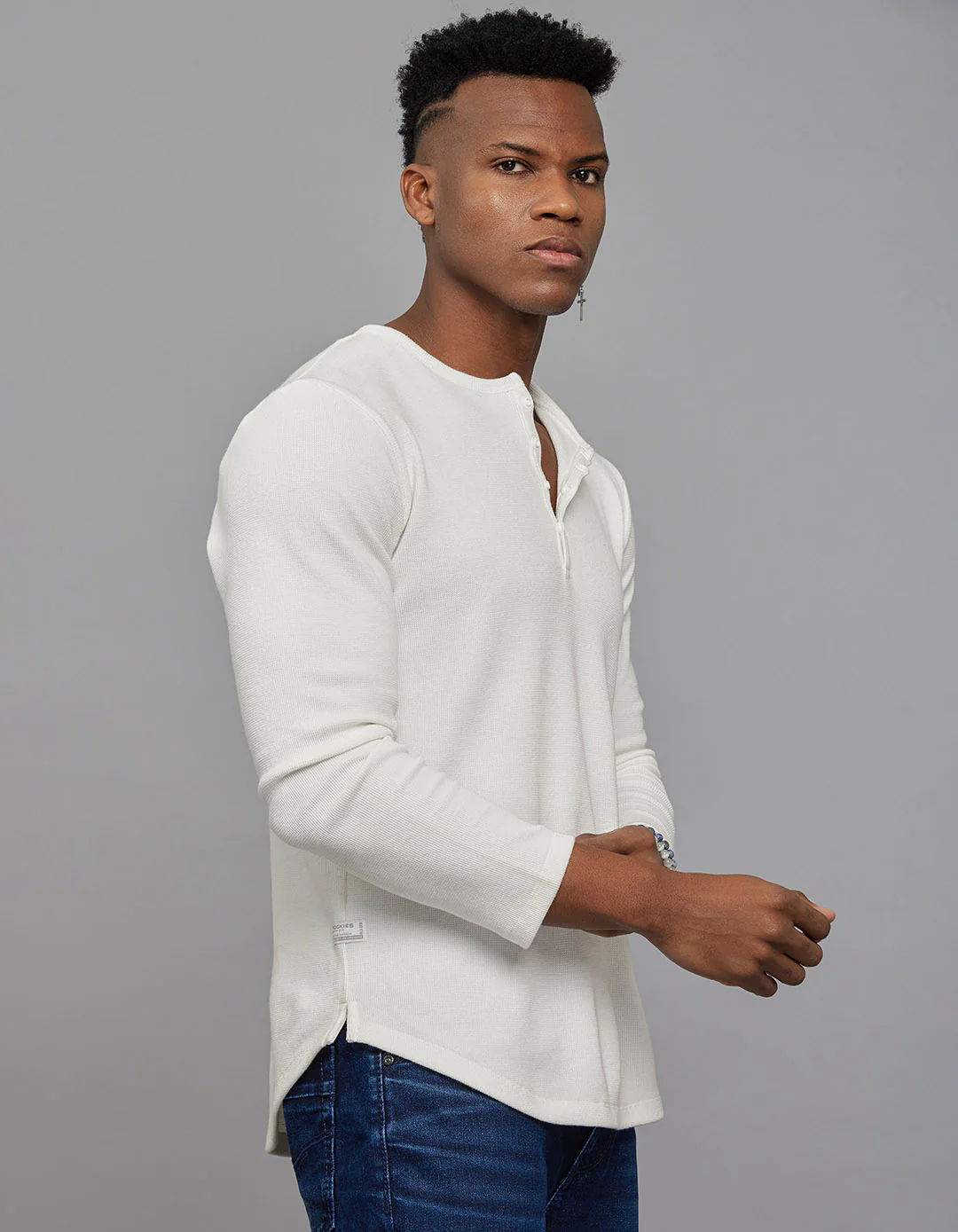 White Full Sleeves Round Neck Tee - Image 3