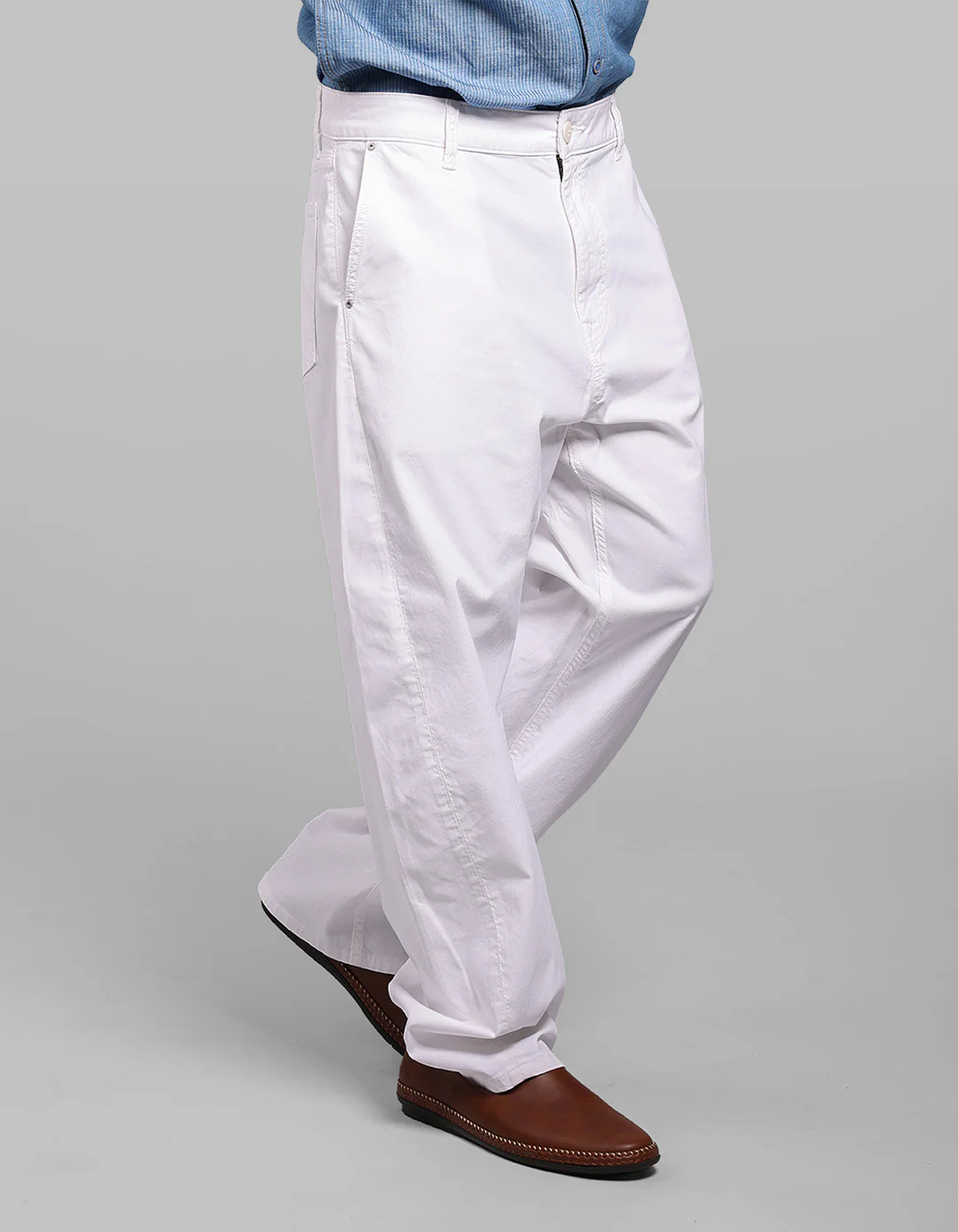 White Loose Arc Fit Cotton Stretch Chinos - Image 4